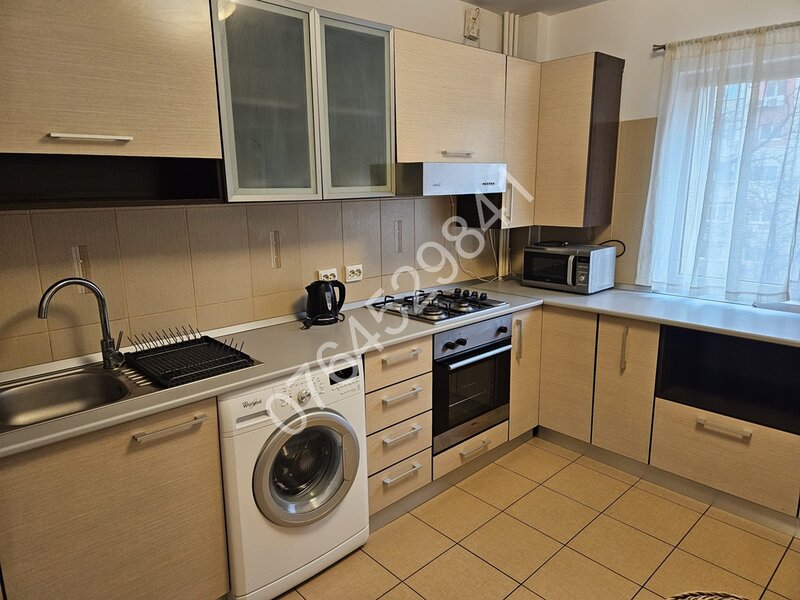 Ion Mihalache, Str. Turda,la 1 km Arcul de Triumf, renovat, bloc reabilitat